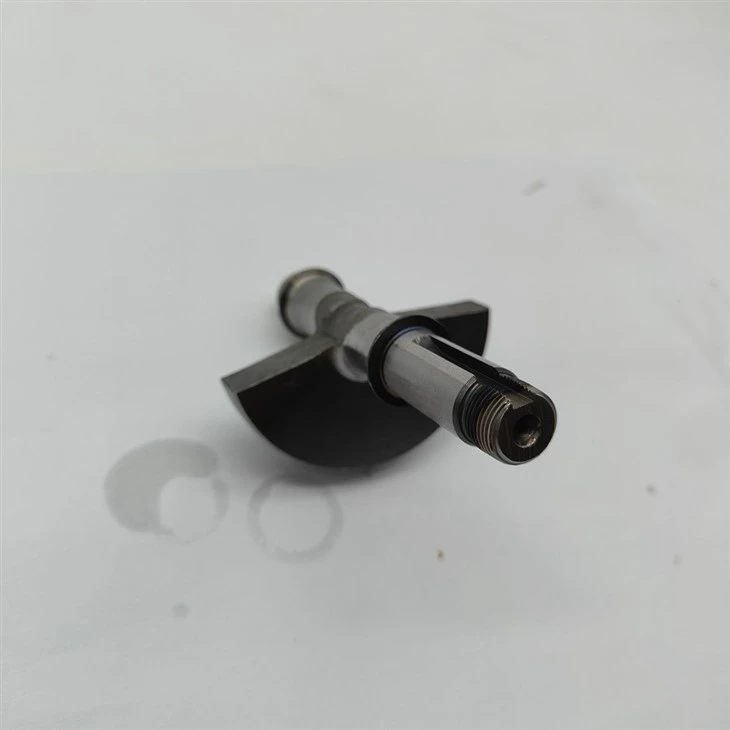200cc BALANCE SHAFT COMPLETE (7)